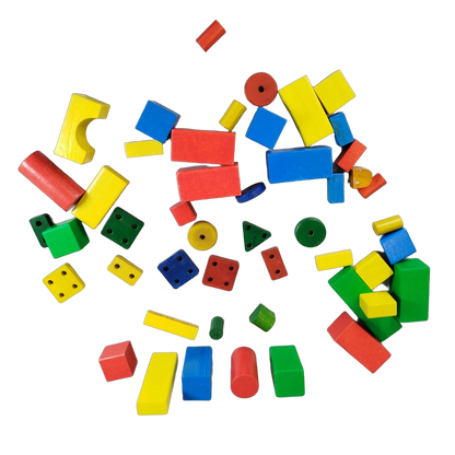 Holzbausteine Set mit geometrischen Formen