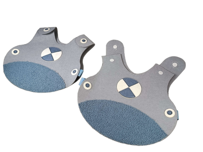 Bundle Ritter & Pirat Set Kostüme, Ritterhelm, Schild, Piratenhut