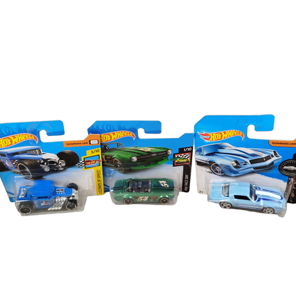 Hot Wheels Bundle Legends/Track Stars 11 Autos Neuwertig