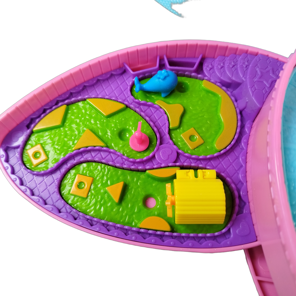 Mattel Polly Pocket Herz-Rucksack Spielset mit Zubehör