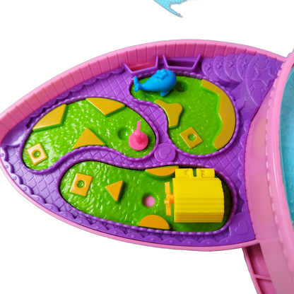 Mattel Polly Pocket Herz-Rucksack Spielset mit Zubehör
