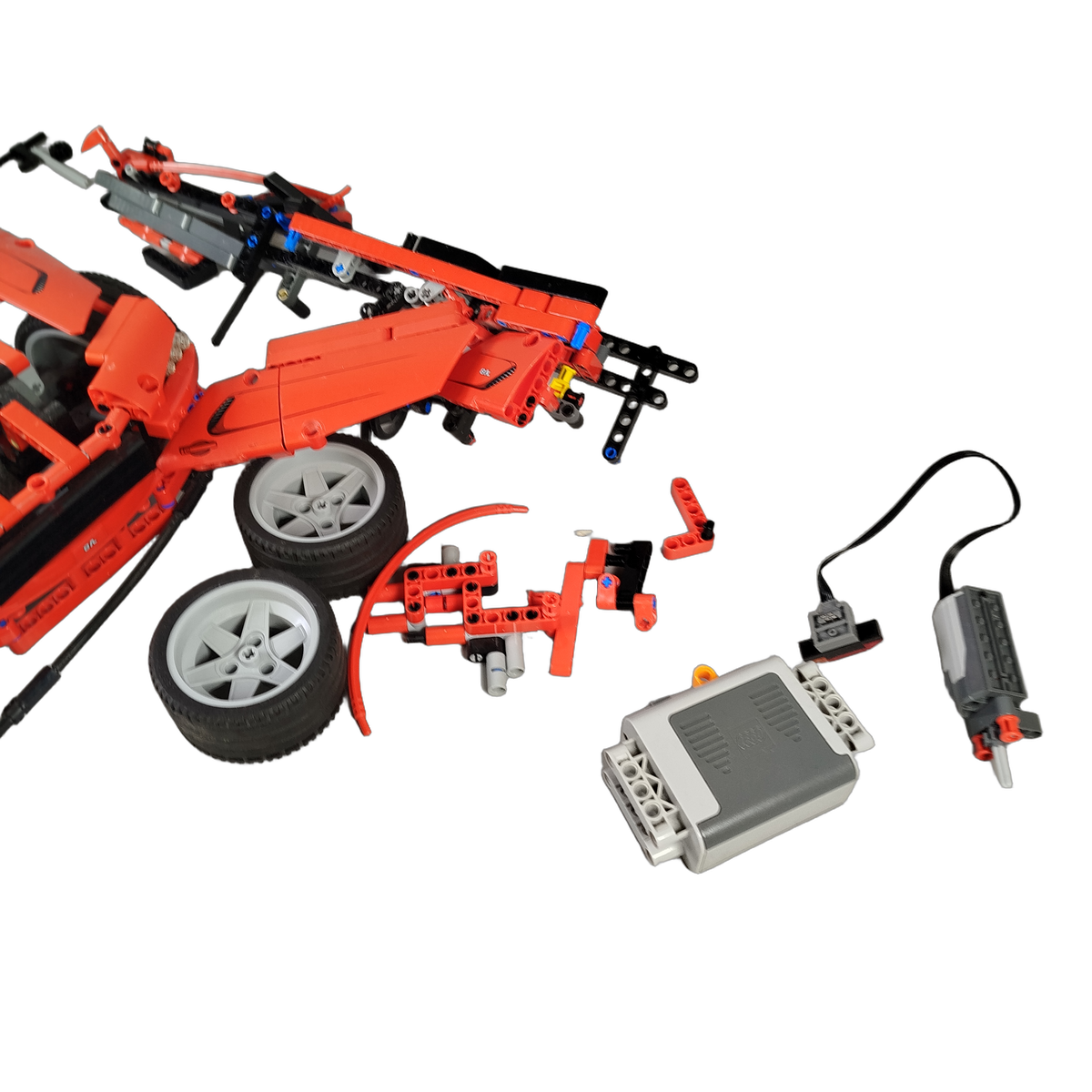 LEGO Technic Sportwagen mit Power Functions Motor