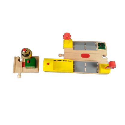 BRIO Bundle Holzeisenbahn 33750 33754 Set von 2 Übergang & Glocke