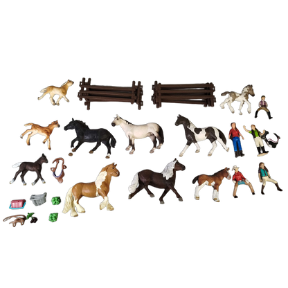 Schleich Tiere Bundle Horse Club 310 viele Teile Pferde & Reiterinnen