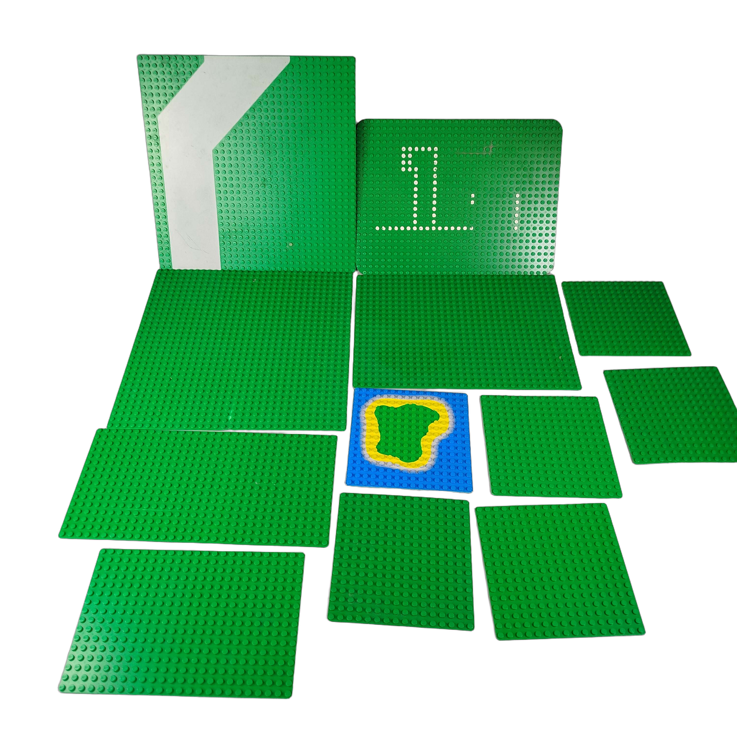 LEGO Bundle Set von 12 Bauplatten Grundplatten