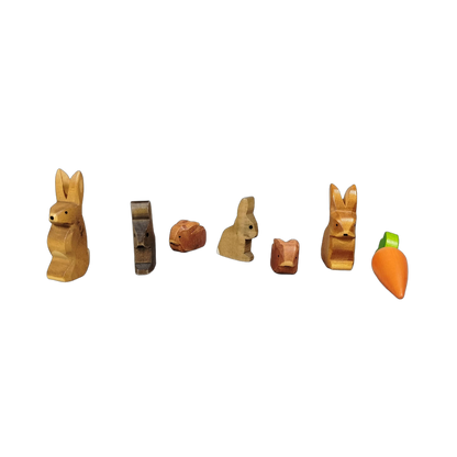 Ostheimer Bundle Set von 7 Hasen & Karotte Holzfiguren