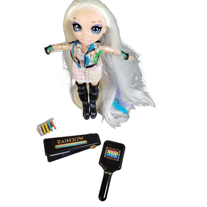 MGA Entertainment Rainbow High Amaya Raine Puppe