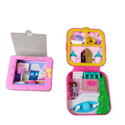 Mattel Bundle Tiny Games, Yellow Stars & Schloss Set von 3 Koffersets