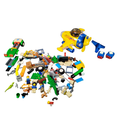 LEGO Bundle Sky King Set Flugzeug Steine & Figuren