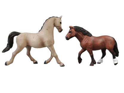 Schleich Tiere Bundle Pferde 16 Teile Figuren & Zubehör