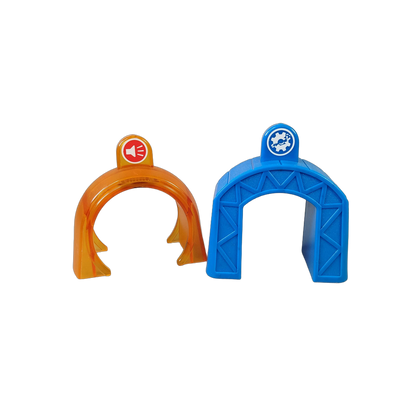 BRIO Bundle Smart Tech Action Tunnel Set von 4 Schienen & Zubehör