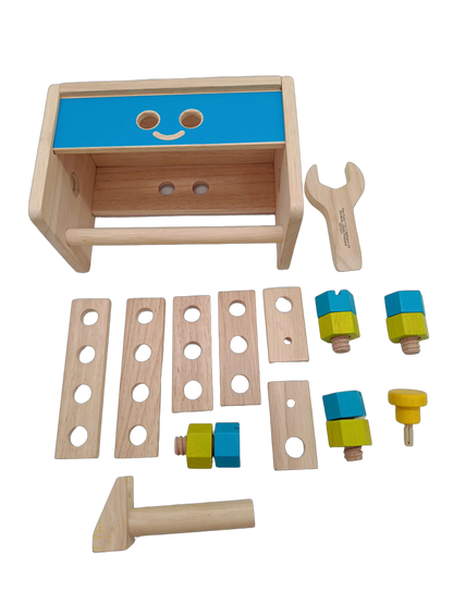 PlanToys Holz Werkbank für Kinder mit Zubehör