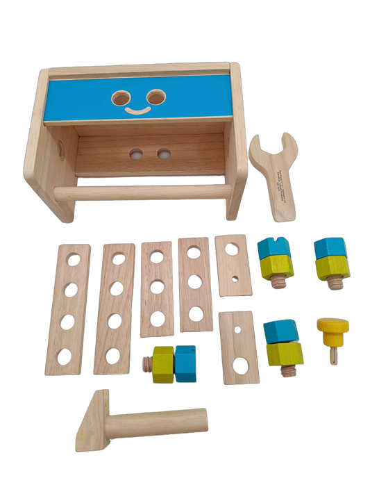PlanToys Holz Werkbank für Kinder mit Zubehör