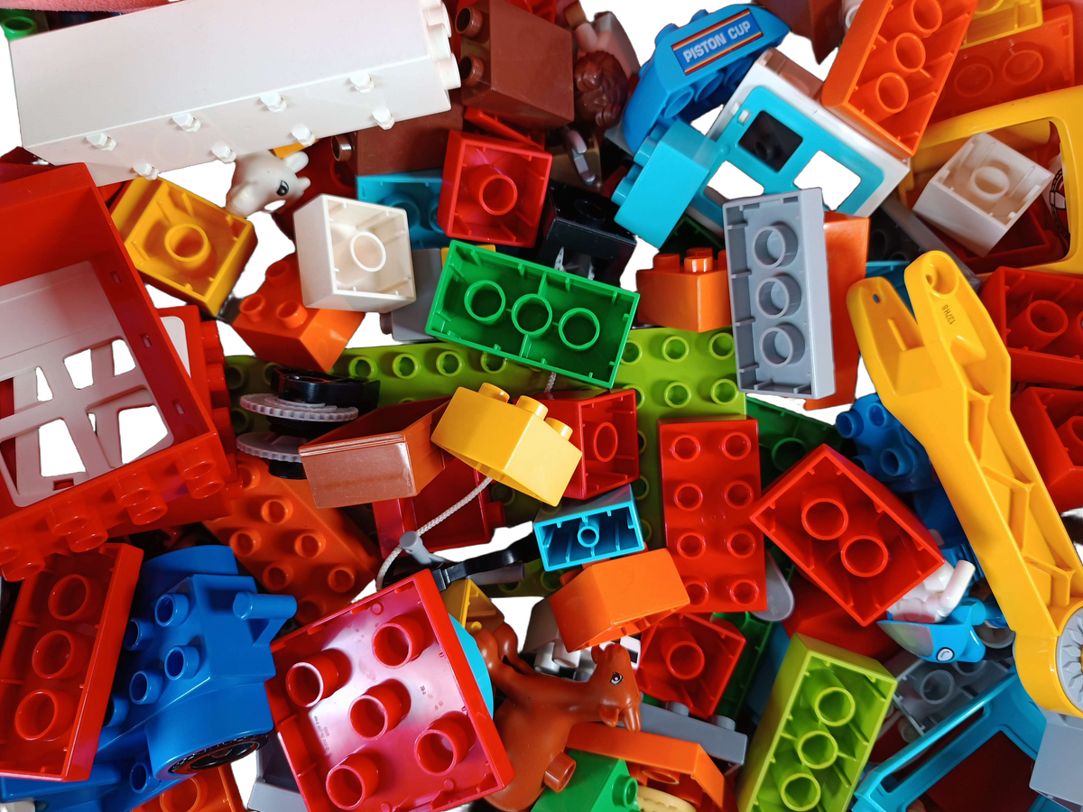 Konvolut LEGO Cars Großbausteine & Tierfiguren ca. 2,6 kg, ab 3 Jahre