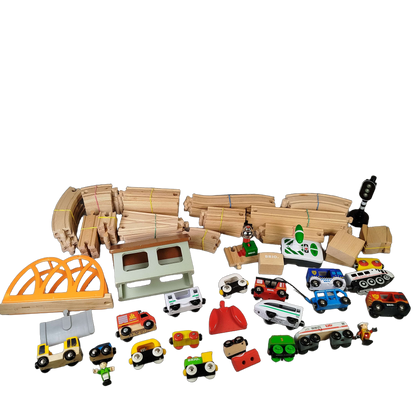 BRIO Bundle Holzeisenbahn Set Zug & Schienen