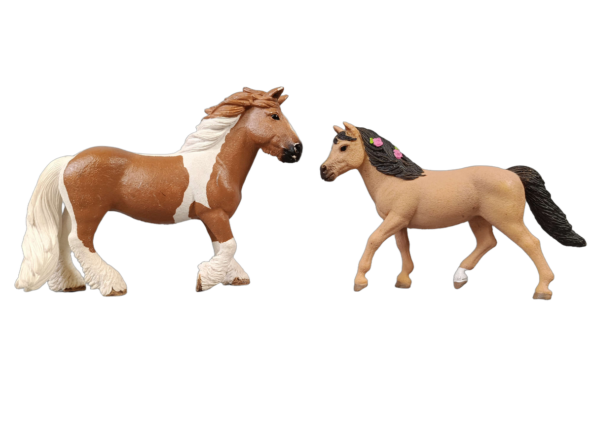 Schleich Tiere Bundle Pferde 16 Teile Figuren & Zubehör