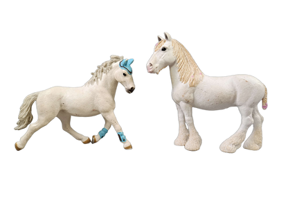 Schleich Tiere Bundle 4 Teile Pferde & Reiterfiguren Knabstrupper