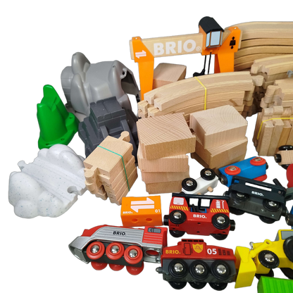 BRIO Bundle Holzeisenbahn großes Set Kran Lok Wagen & Schienen