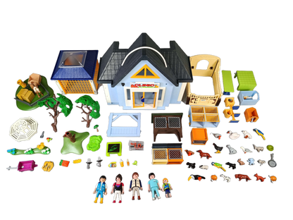 Playmobil Tierklinik mit Gehegen 4343 Spielset