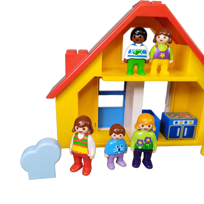 Playmobil Haus mit 6 Figuren & Möbeln Spielset