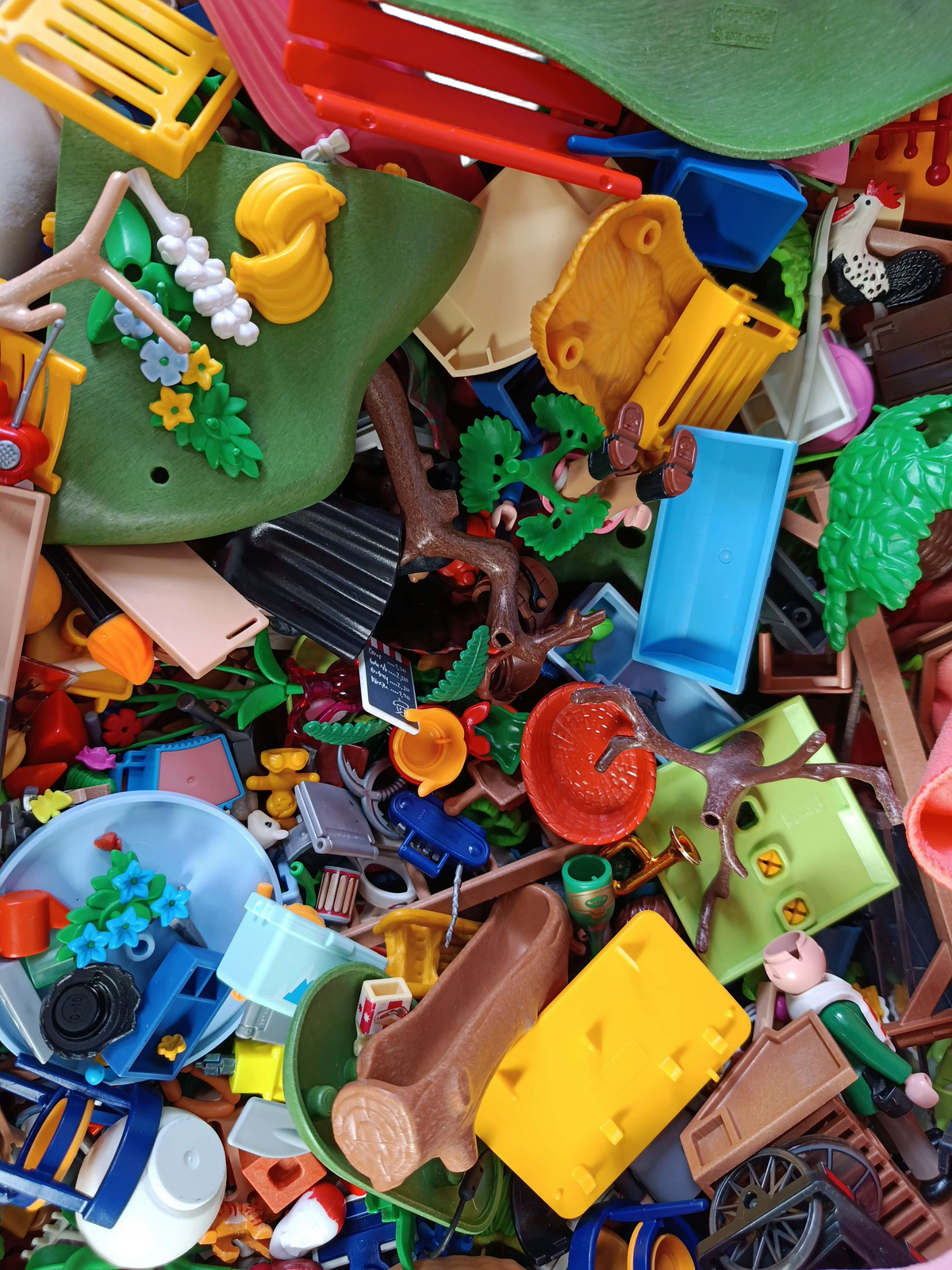 Konvolut Playmobil ca. 4,5 kg Figuren & Zubehör, ab 3 4 5 Jahre