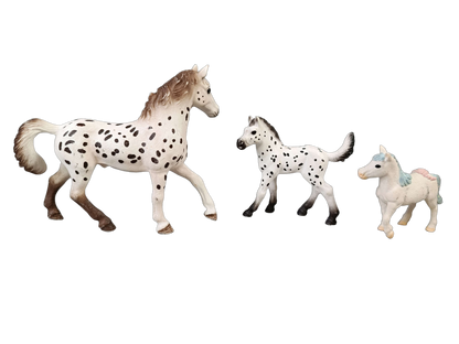 Schleich Tiere Bundle 4 Teile Pferde & Reiterfiguren Knabstrupper