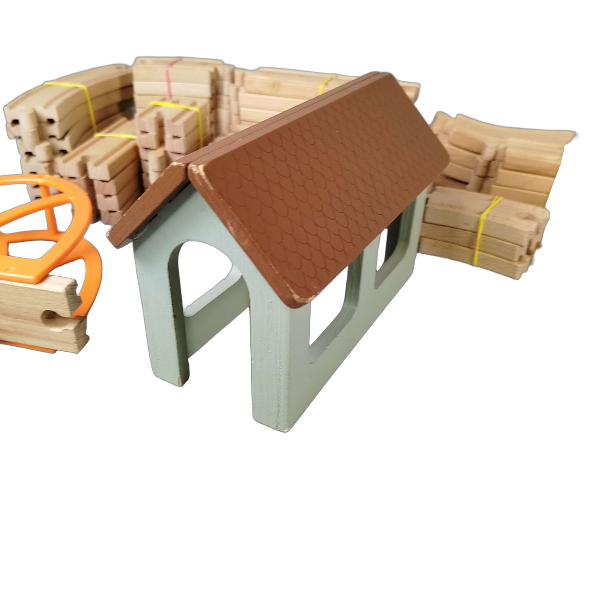 BRIO Bundle Holzeisenbahn Set Zug & Schienen