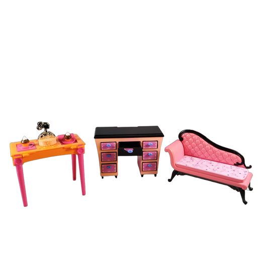 Mattel Bundle Barbie Set von 3 Puppenmöbel Esstisch, Schminktisch