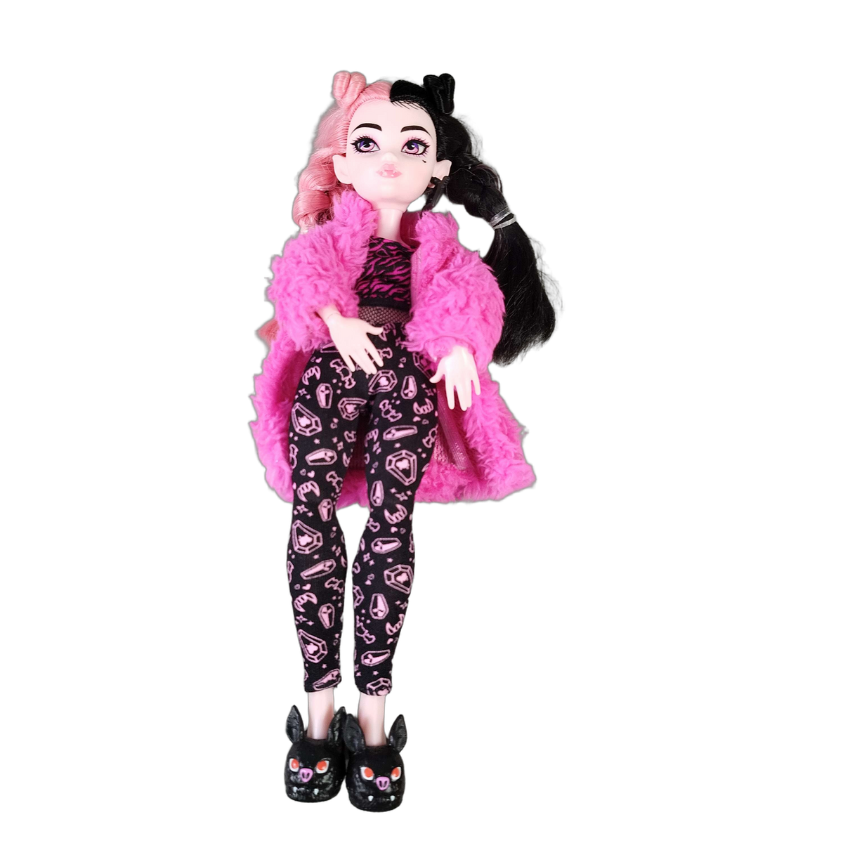 Mattel Monster High Draculaura Schlafparty Modepuppe mit Zubehör