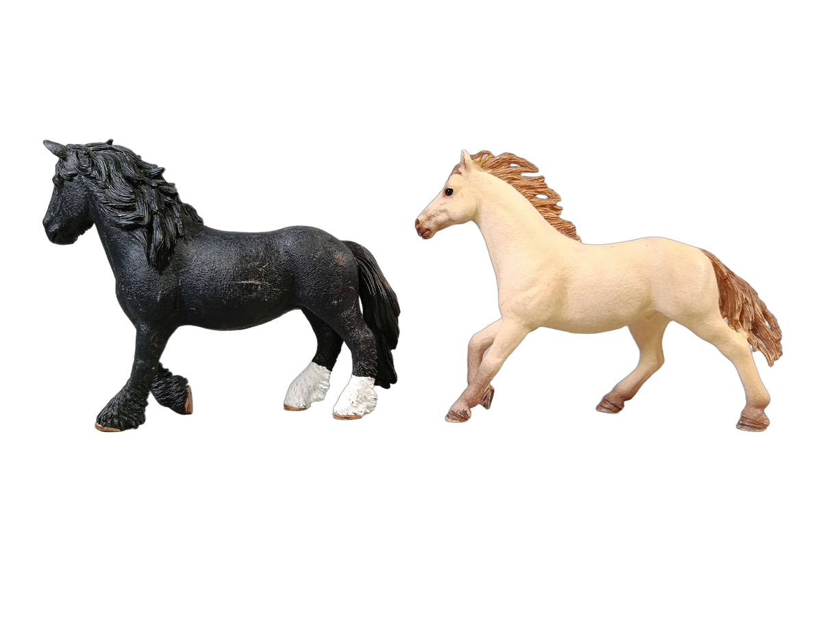 Schleich Tiere Bundle Cowboy Set Pferde, Zaun & Zubehör