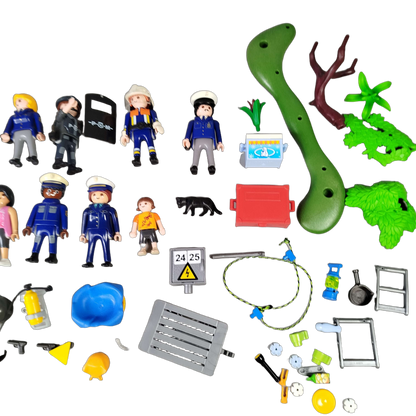 Playmobil Bundle Polizei & Feuerwehr Set von 10 Figuren & Zubehör