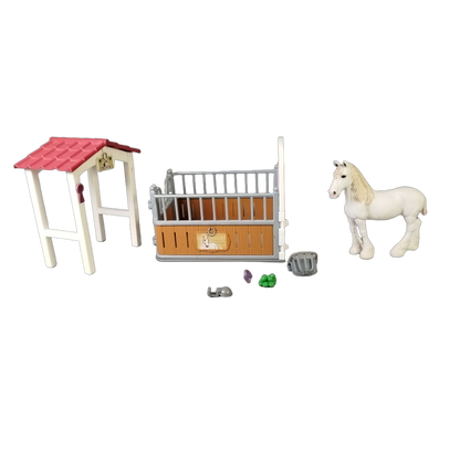 Schleich Tiere Pferdestall & Stute, Spielset mit Zubehör
