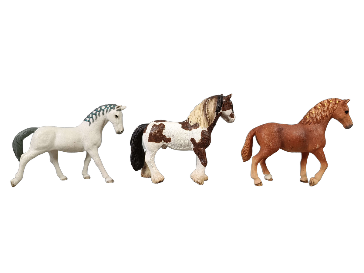 Schleich Tiere Bundle Cowboy Set Pferde, Zaun & Zubehör