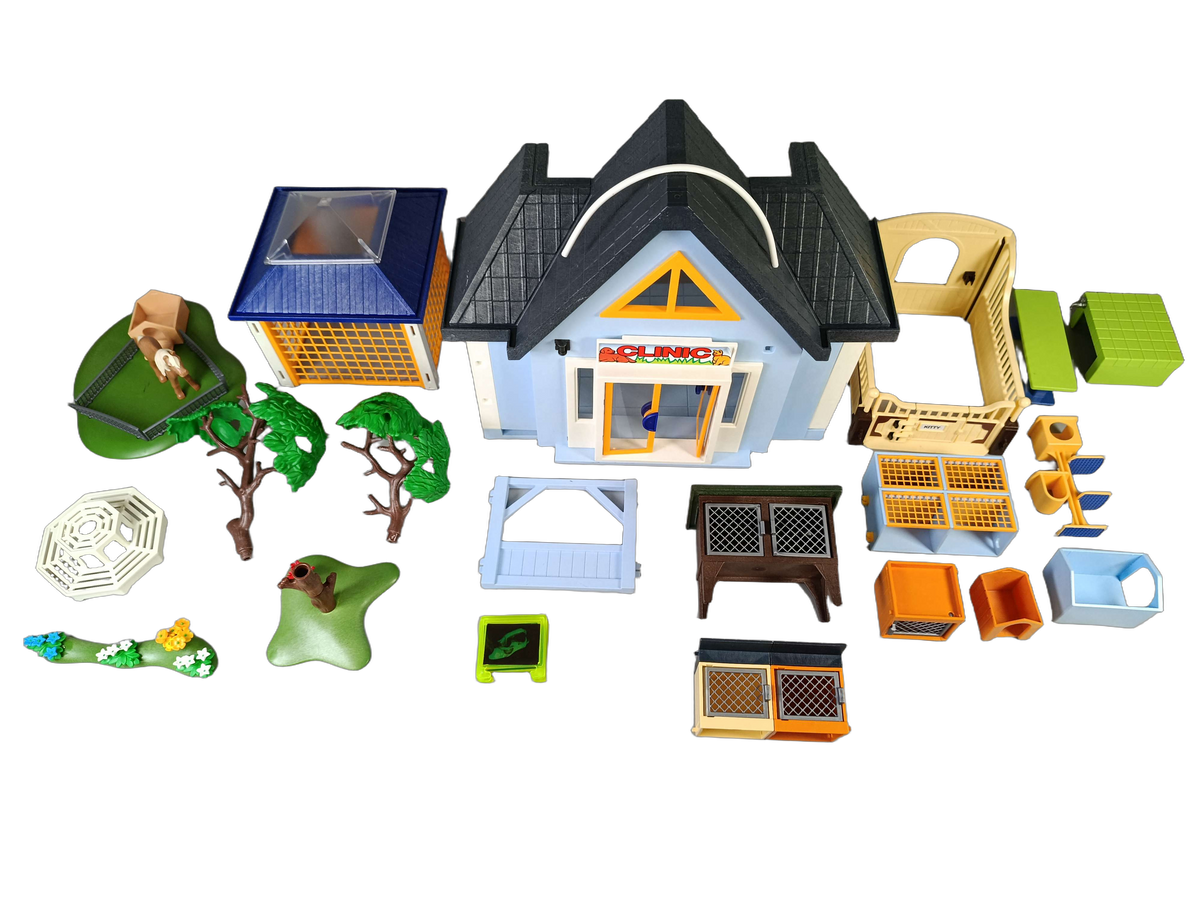 Playmobil Tierklinik mit Gehegen 4343 Spielset