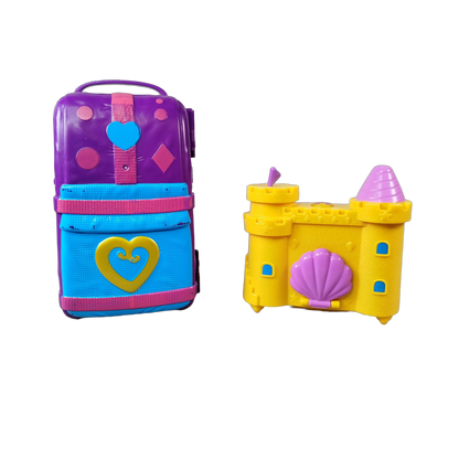 Mattel Bundle Beach Vibes & Sand Castle Set von 2 Koffer & Figuren