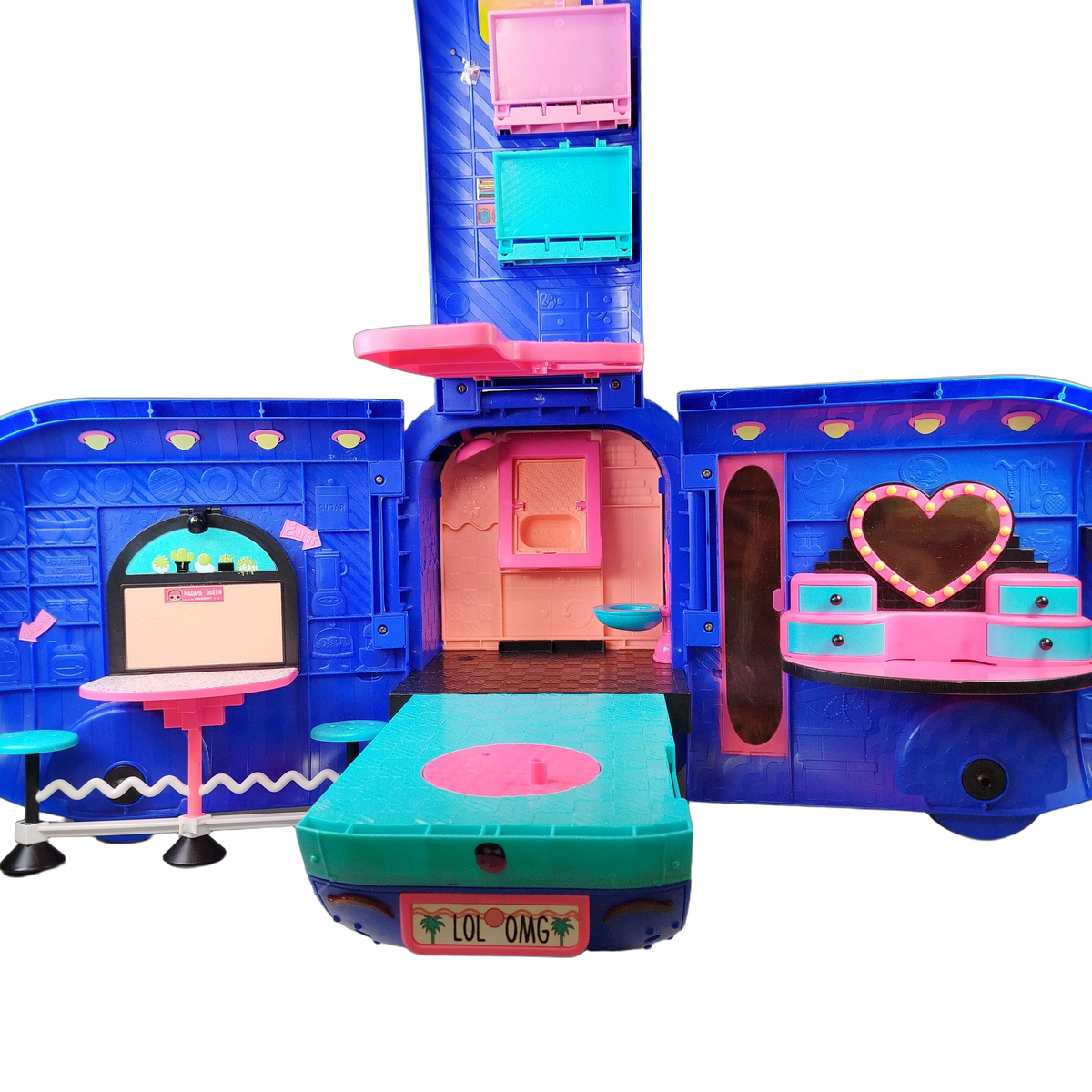 MGA Entertainment 4-in-1 Glamper Fashion Camper Puppen Wohnmobil Set