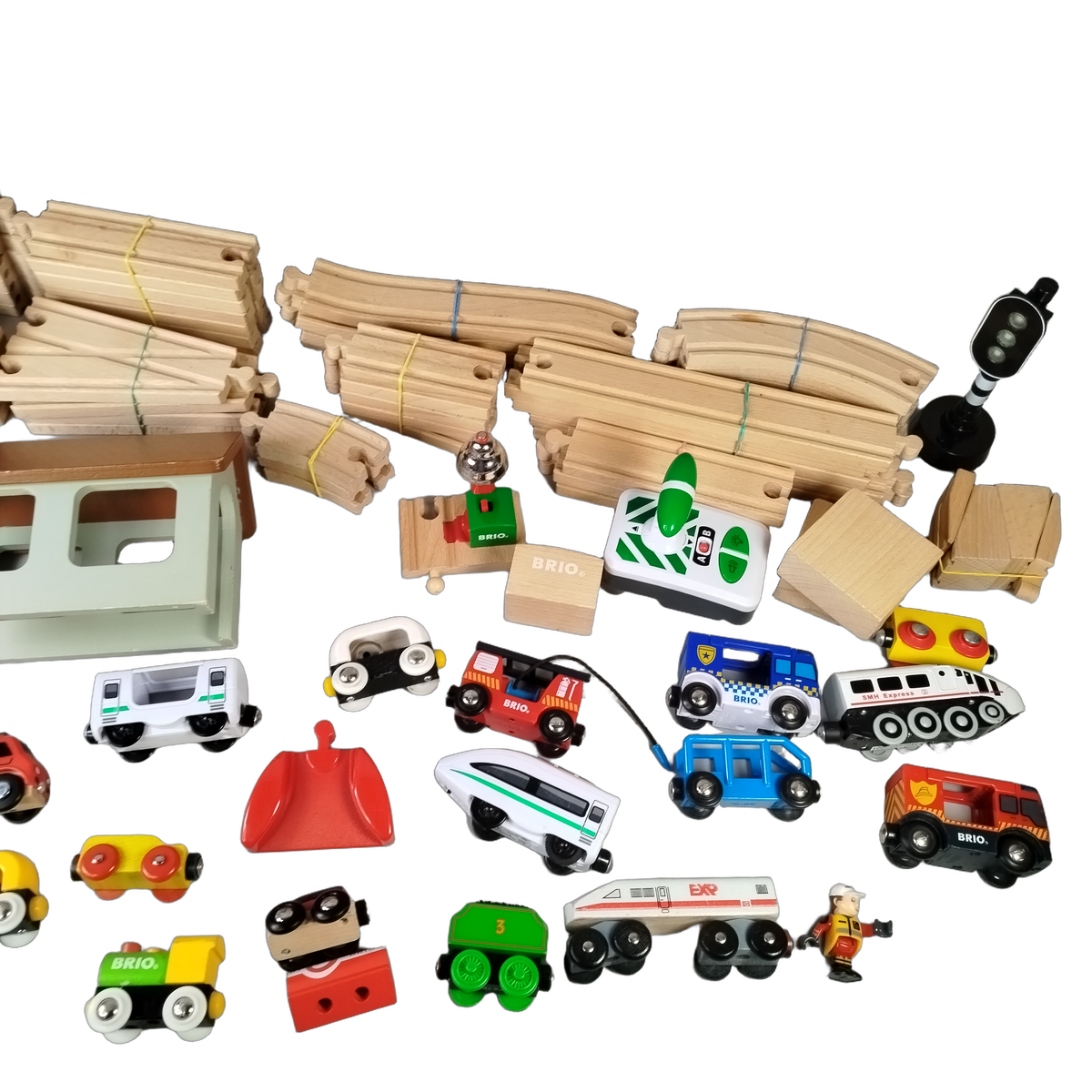 BRIO Bundle Holzeisenbahn Set Zug & Schienen