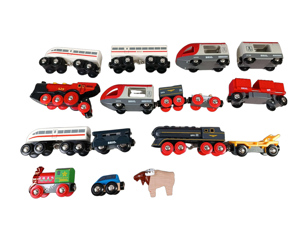 BRIO Bundle Eisenbahn T Rex Bahnübergang, großes Set Lok & Wagen
