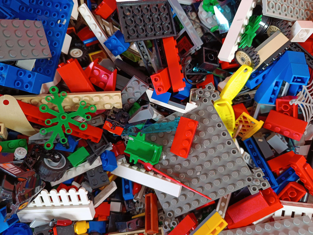 Konvolut LEGO ca. 2,2 kg Klemmbausteine & Minifiguren, ab 3 4 5 Jahre