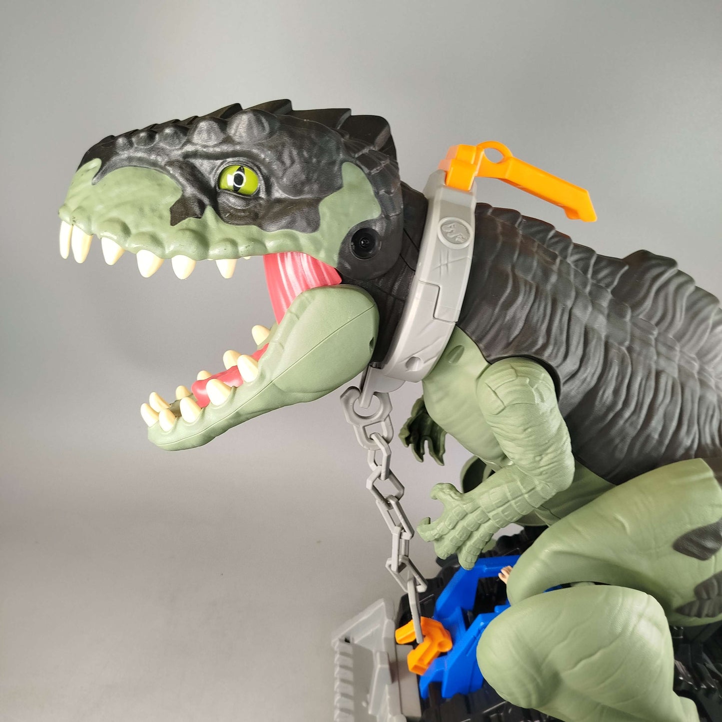 Mattel Jurassic World Giga Dino GWT22 Dinosaurier