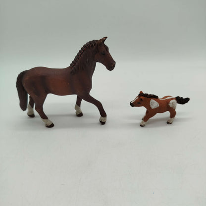 Schleich Bundle Pferde Set von 4 Stuten & Fohlen