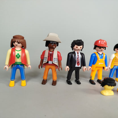 Playmobil Figuren Set von 12 Charakteren – gemischt aus verschiedenen Themen