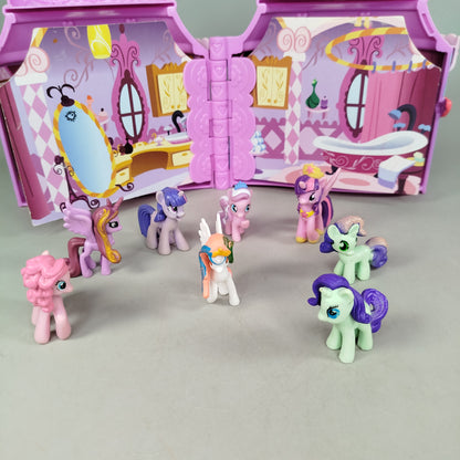 Hasbro My Little Pony tragbares Spielset mit 8 Pony-Figuren