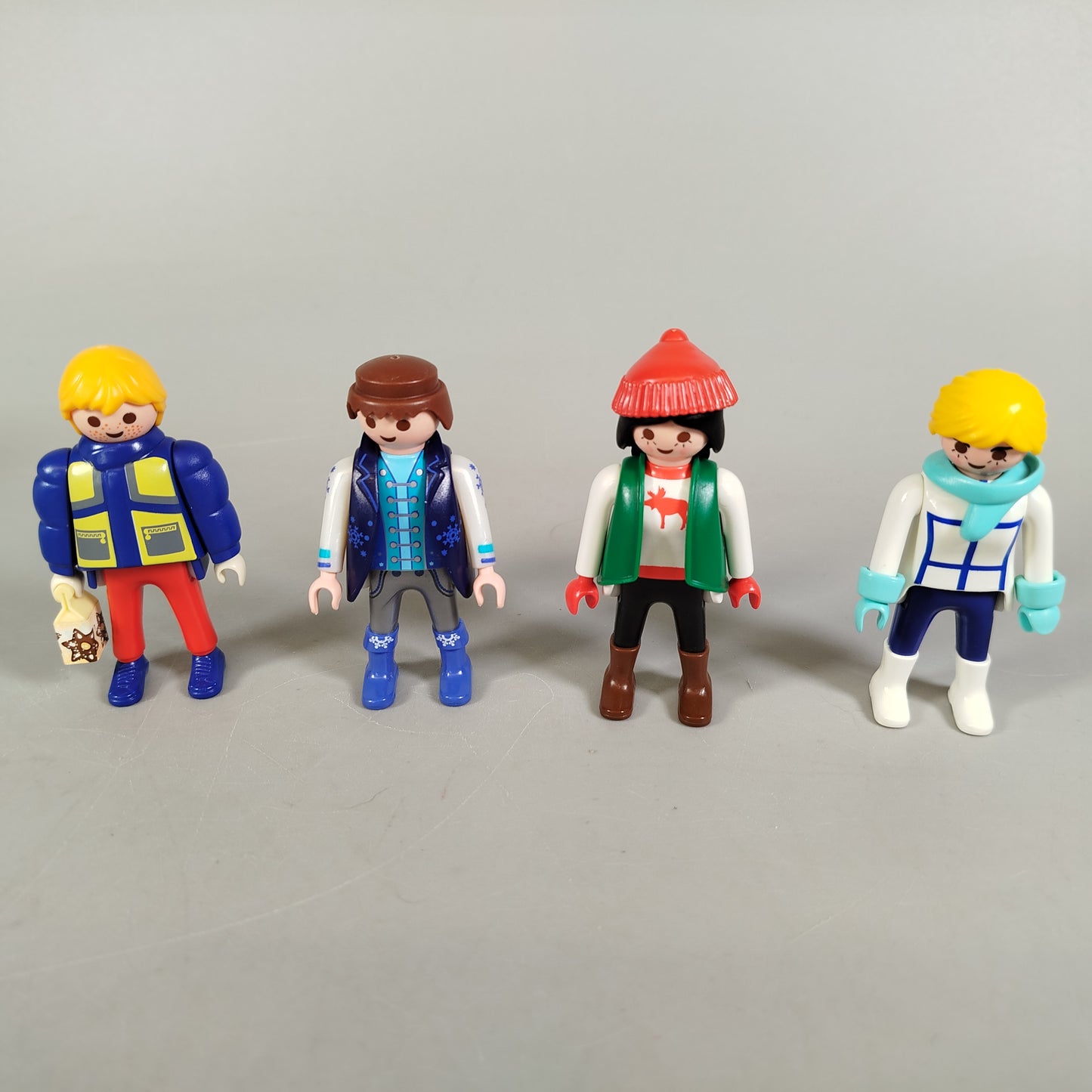 Playmobil Weihnachtsmarkt Set – 13 Figuren & Zubehör