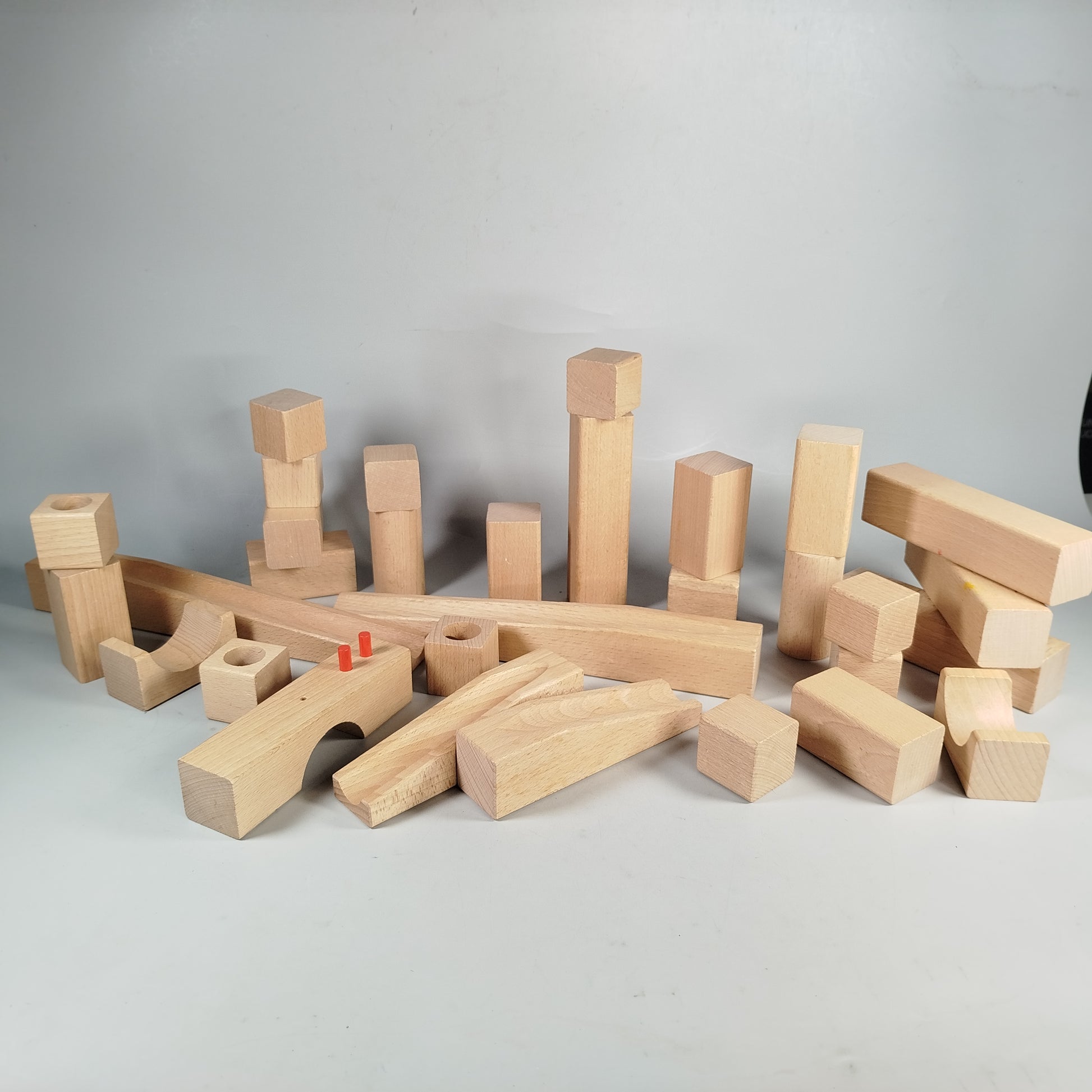 HABA Holzbausteine-Set mit Kugelbahn-Elementen