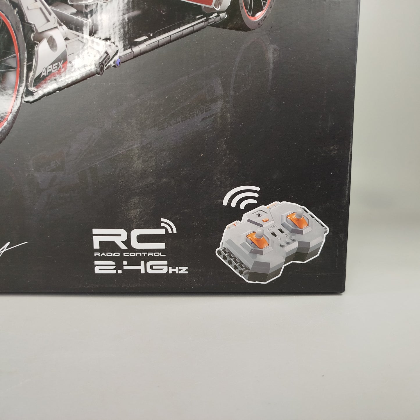 CaDA Master Series V12 Hypercar C61053W – 1:8 RC Bausteine Set, OVP