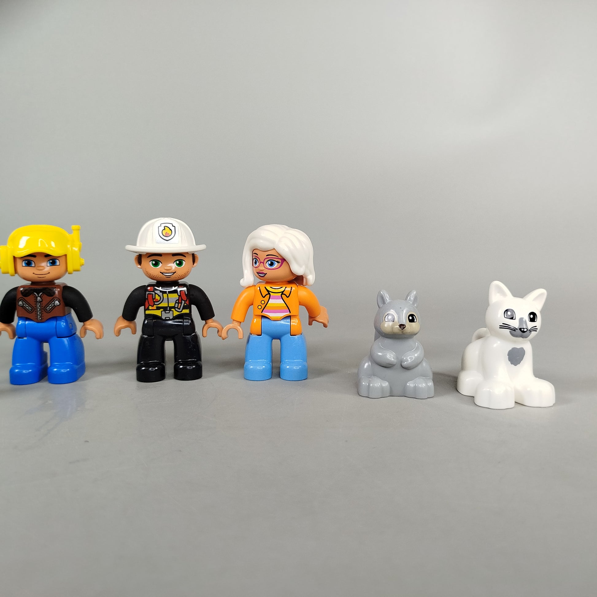 LEGO Duplo Figuren Set von 7 – Menschen & Tiere, sehr gut