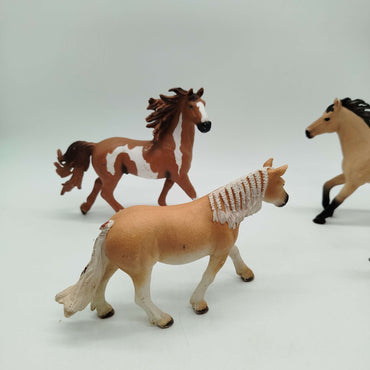 Schleich Bundle Set von 4 Pferdefiguren