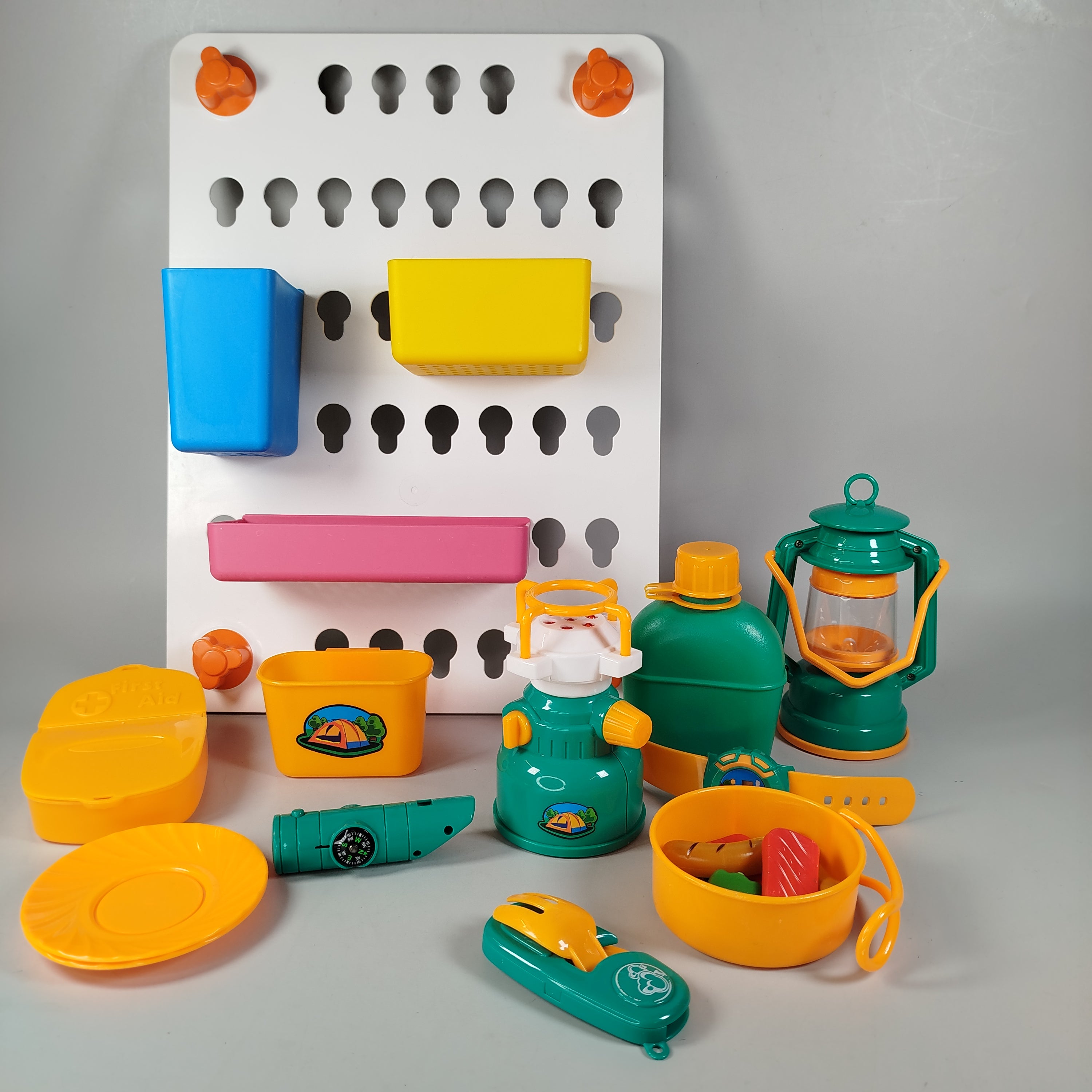 Camping-Spielset mit Aufbewahrungstafel