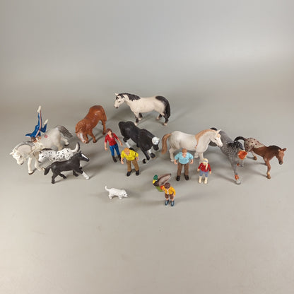 Schleich Bundle Bauernhof Tiere Stall & Zaun
